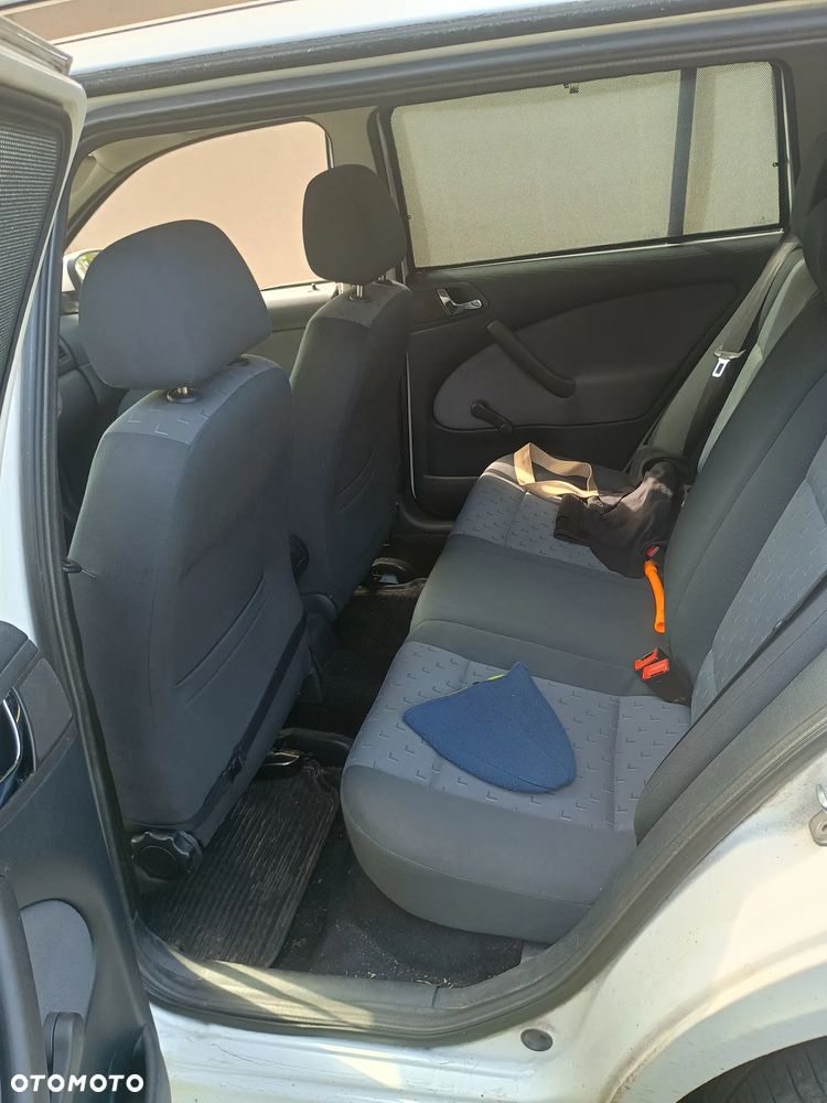 Skoda Octavia 1.6 Tour - 11