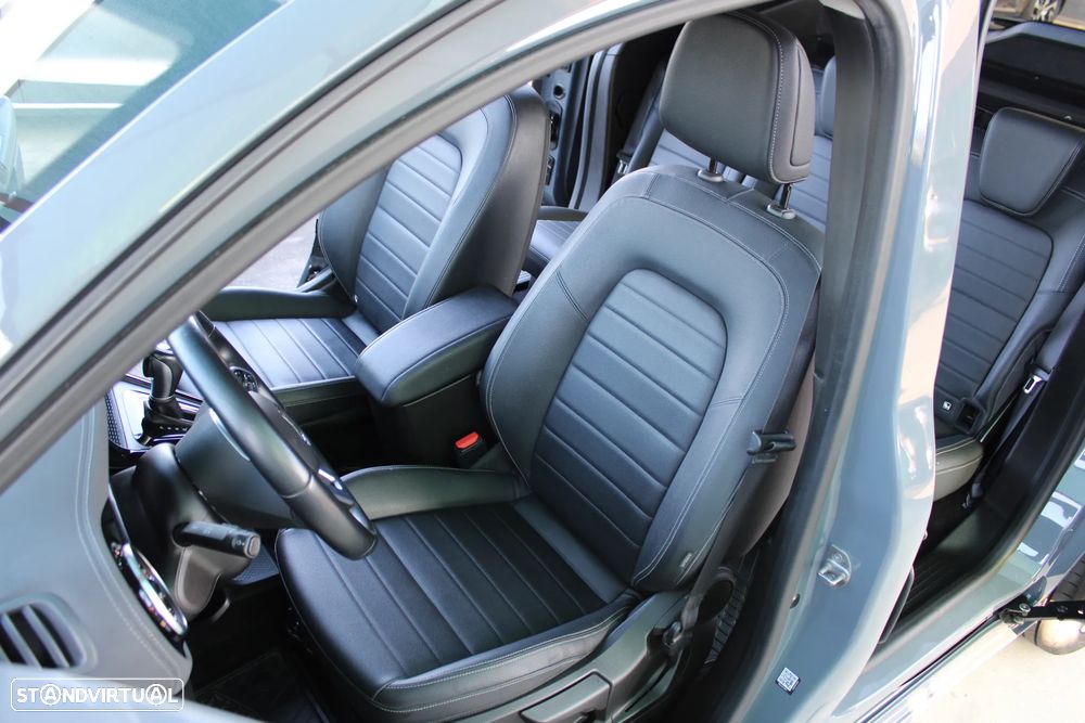 Mercedes-Benz T 180 d Auto Progressive - 38