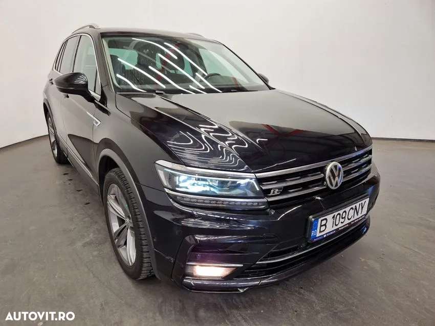 Volkswagen Tiguan - 4