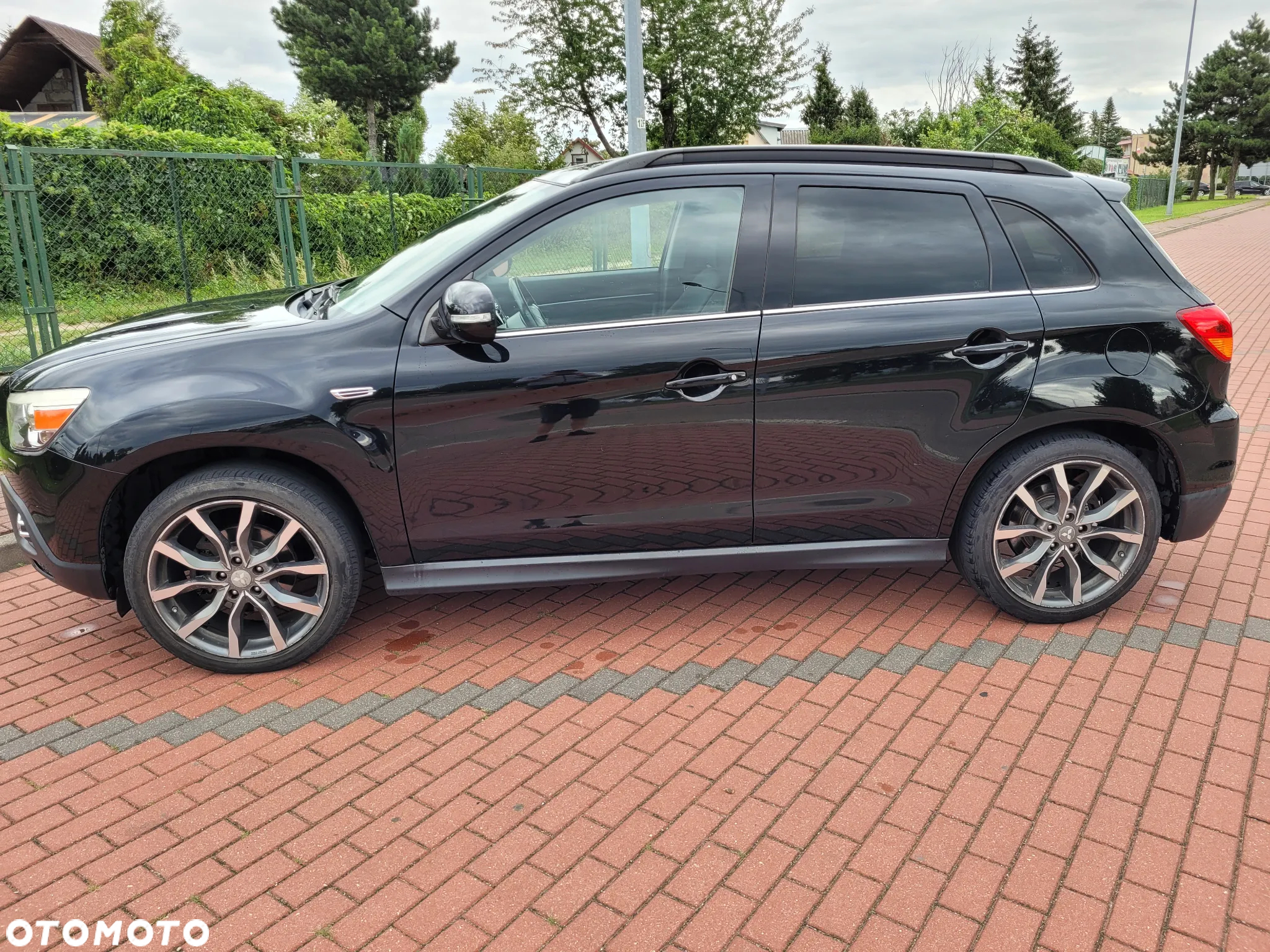 Mitsubishi ASX - 5