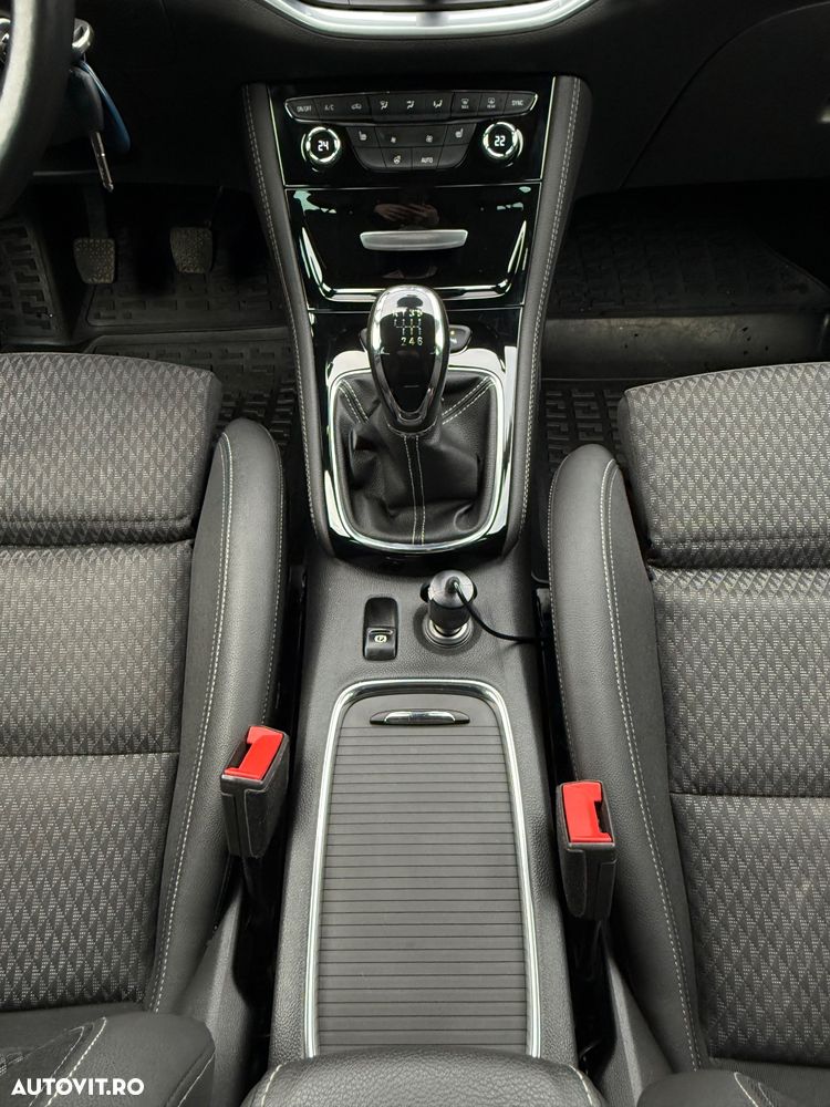 Opel Astra 1.6 D (CDTI) Start/Stop Business - 22