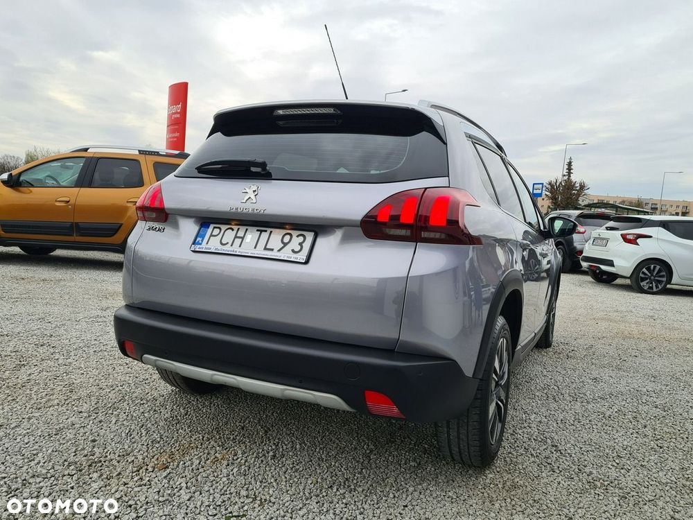 Peugeot 2008 1.2 Pure Tech GPF Allure S&S - 11