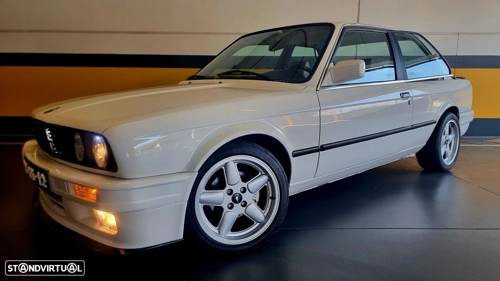 BMW 3.0 CSi - 11