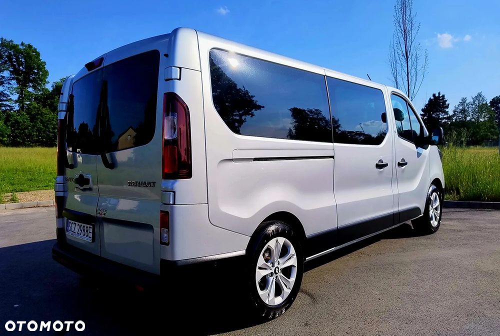 Renault Trafic 2.0 dCi - 6
