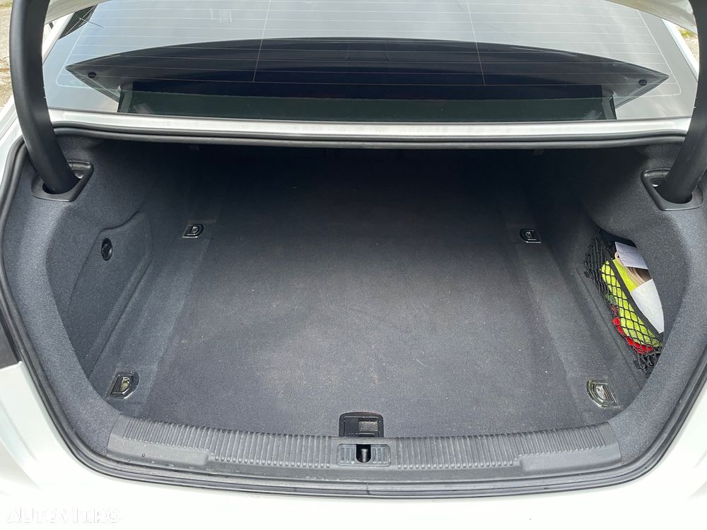 Audi A6 3.0 TDI quattro Stronic - 8