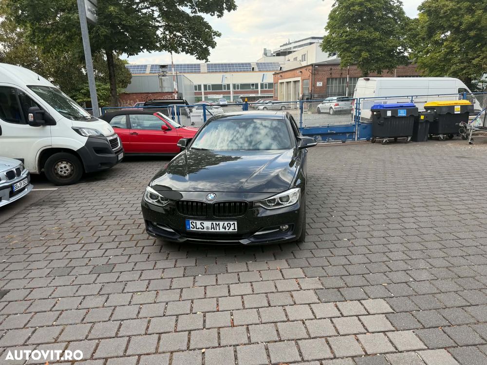 BMW 3 Series 2012 photo 2