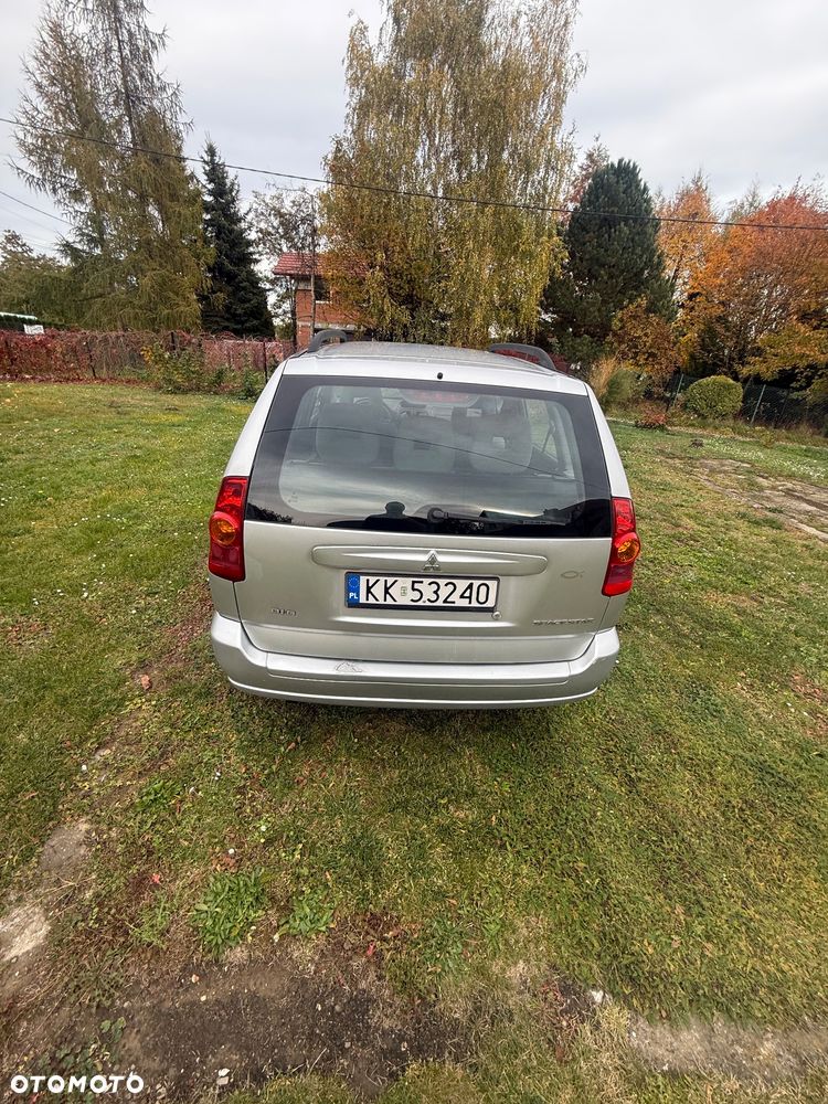 Mitsubishi Space Star 2003 photo 4