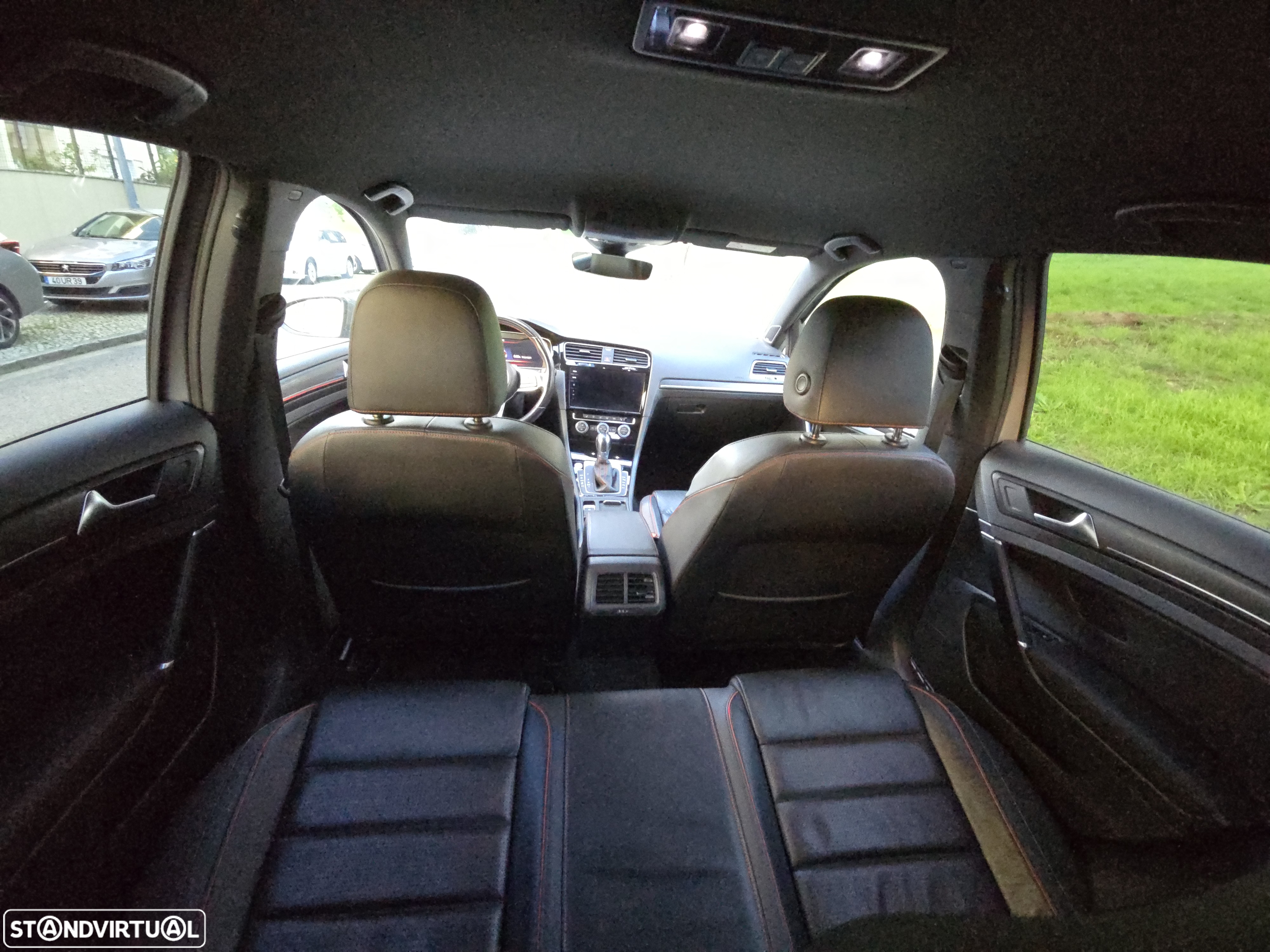 VW Golf 2.0 TSI GTI DSG Performance - 26