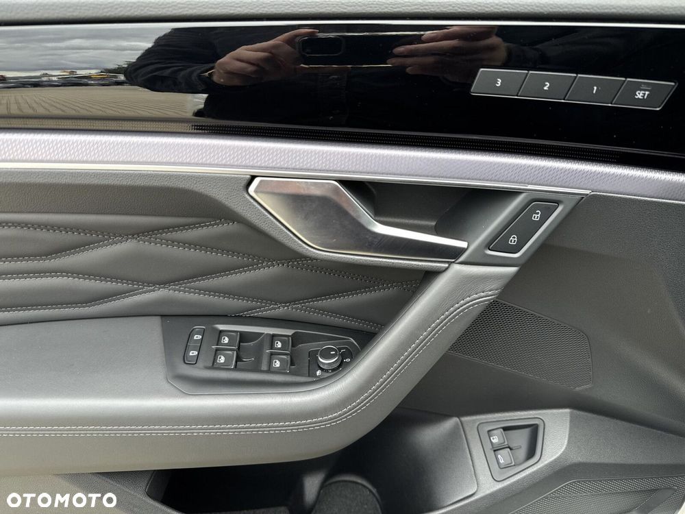 Volkswagen Touareg 3.0 V6 TFSI PHEV 340kW 4Motion R - 18