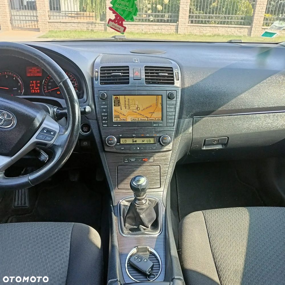 Toyota Avensis 2.0 D-4D Sol plus - 9
