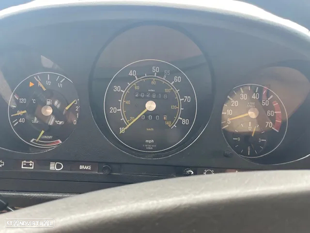 Mercedes-Benz SL 380 - 21