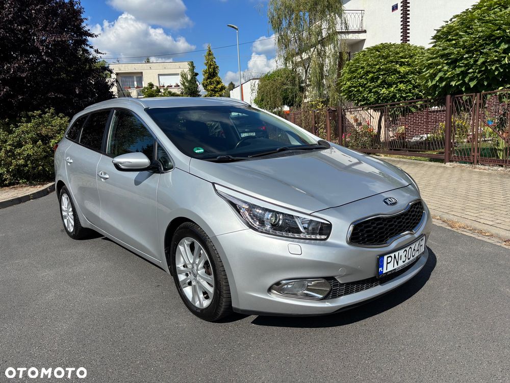 Kia Ceed 1.6 CRDi 128 Spirit - 29