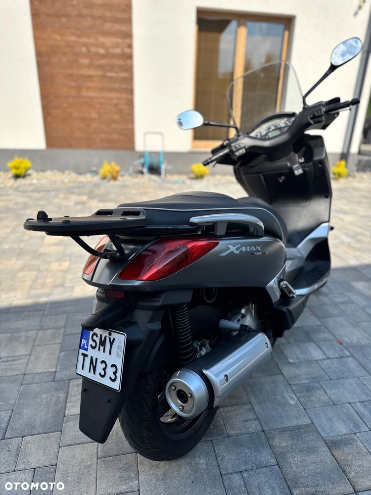 Yamaha X-max - 12
