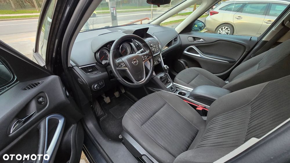 Opel Zafira - 20