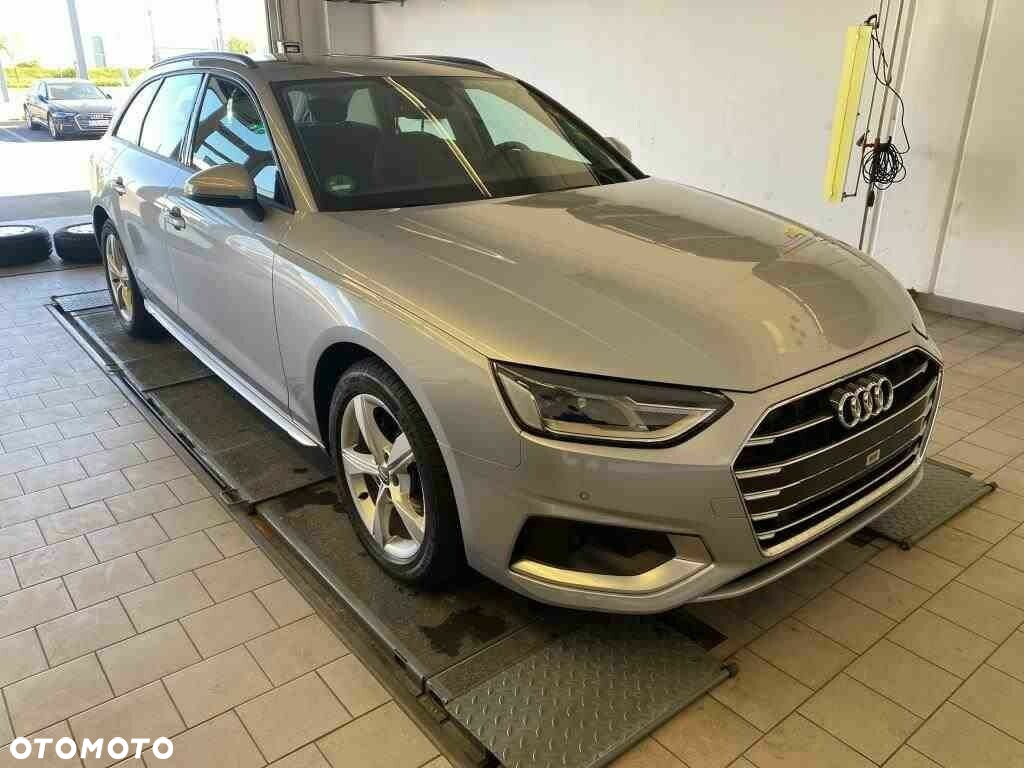 Audi A4 - 3