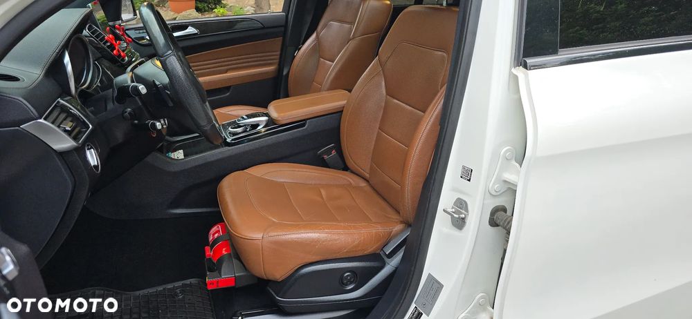 Mercedes-Benz GLE - 37