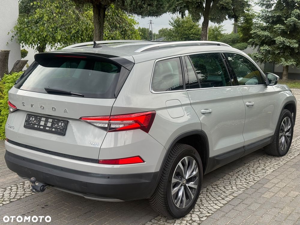 Skoda Kodiaq 2.0 TDI 4x4 DSG Tour - 6