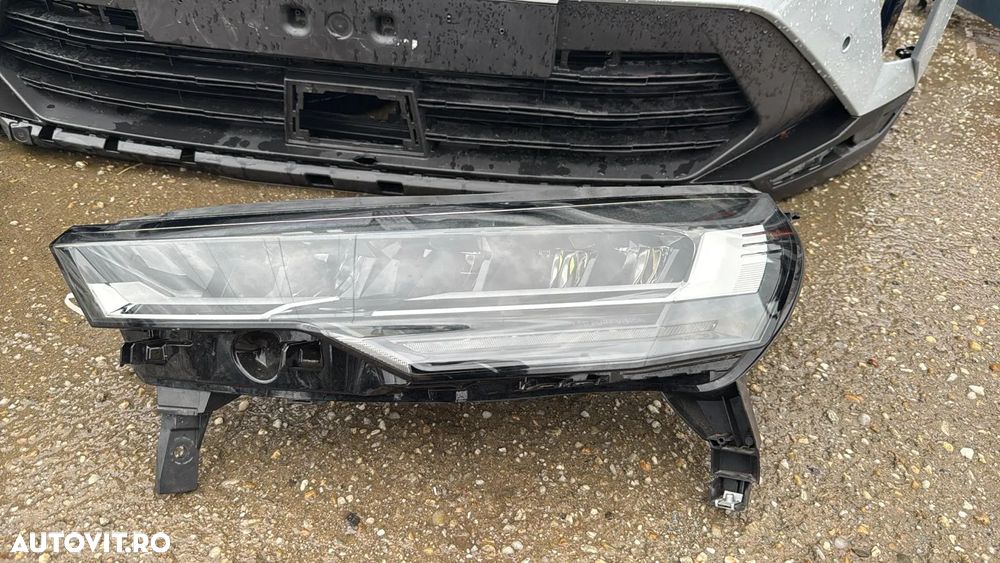 Far stanga Full LED Renault Captur 2 Facelift model 2024 2025
