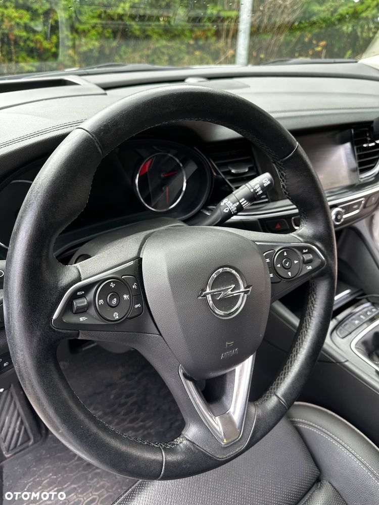Opel Insignia CT 1.5 T Exclusive S&S - 16