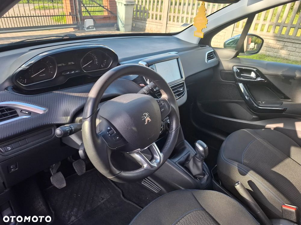 Peugeot 208 82 VTI Style - 14