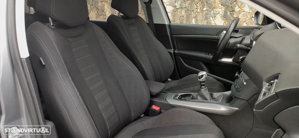 Peugeot 308 SW 1.6 BlueHDi Allure - 24