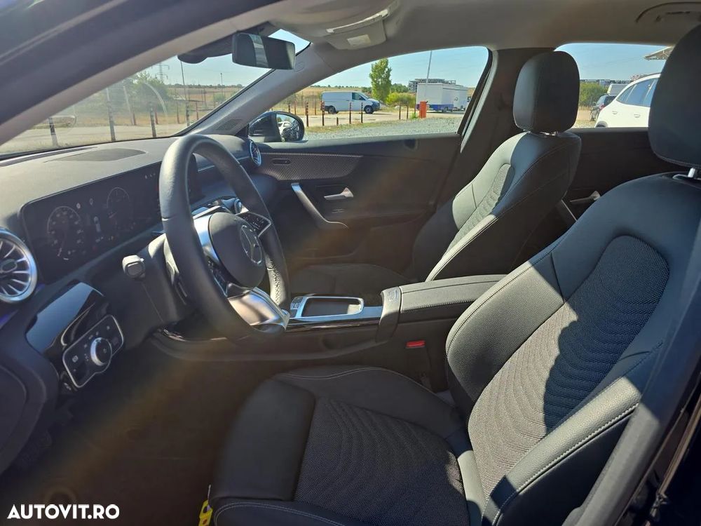 Mercedes-Benz A 180 d 8G-DCT - 11