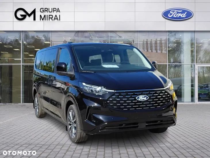 Ford Tourneo Custom - 2