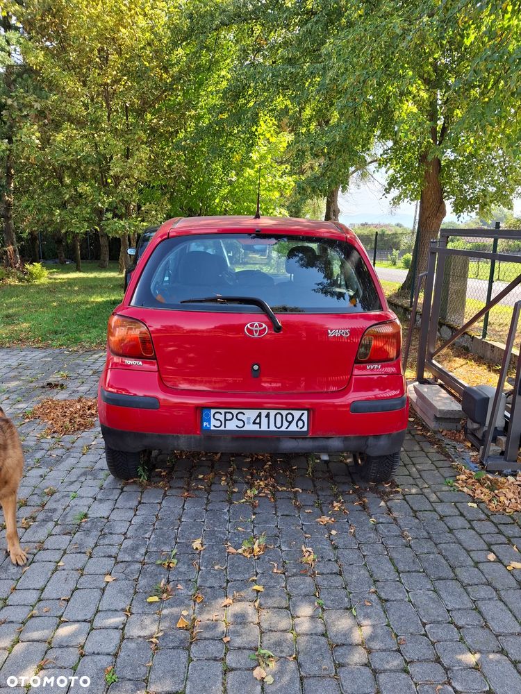 Toyota Yaris 1.0 Base - 3