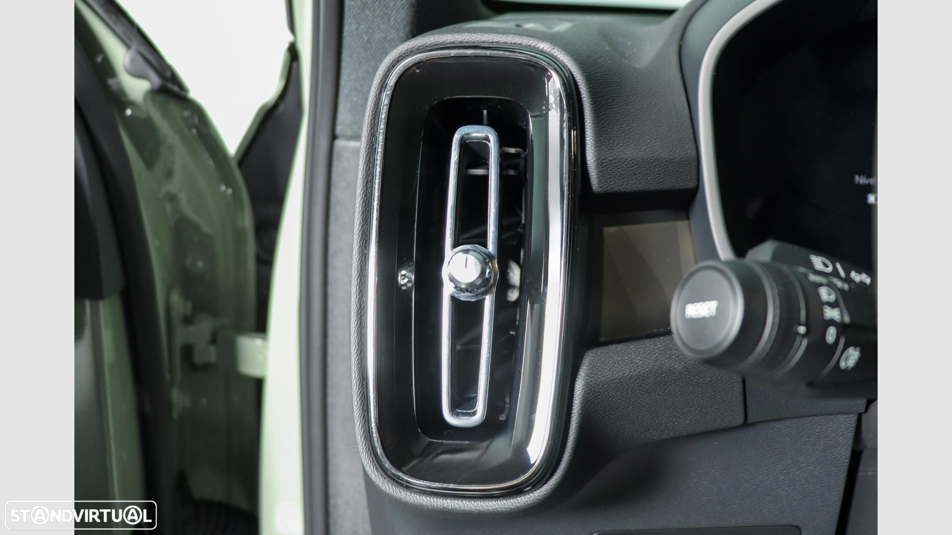 Volvo XC 40 Recharge Extended Range Plus - 12