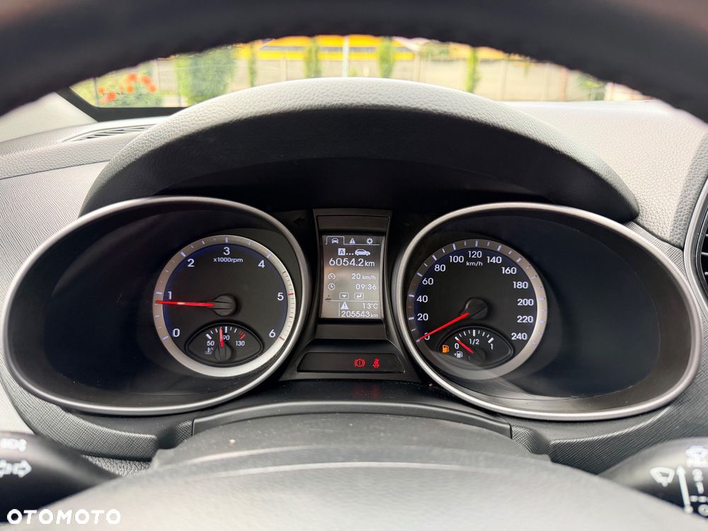 Hyundai Santa Fe blue 2.0 CRDI 2WD Trend - 37