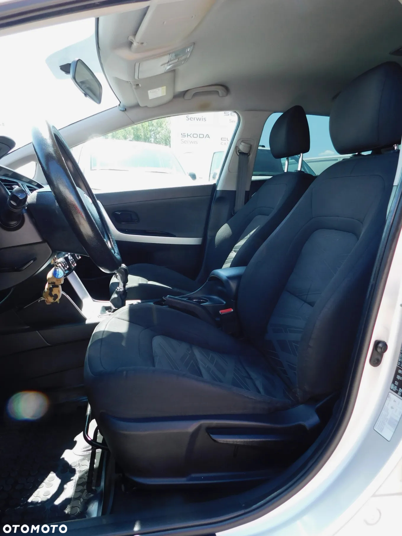 Kia Ceed - 9