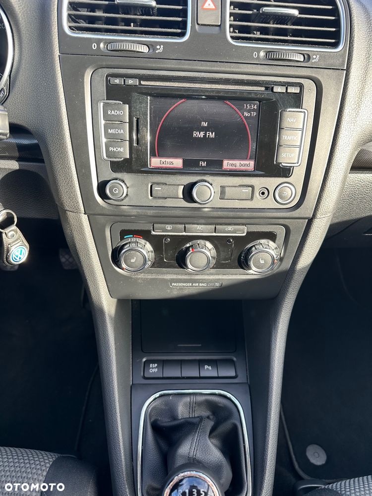 Volkswagen Golf VI 1.6 Comfortline - 15