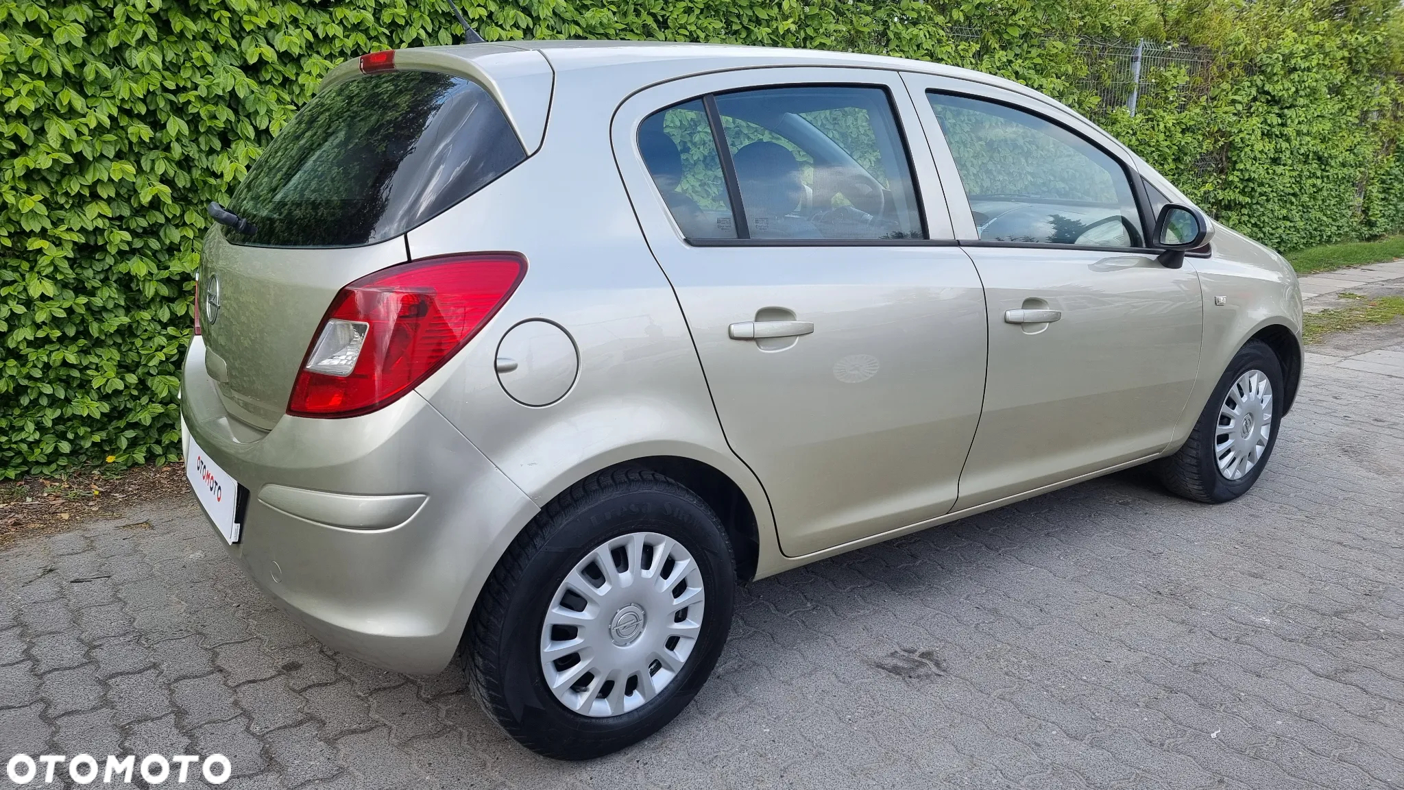 Opel Corsa 1.2 16V Cosmo - 6