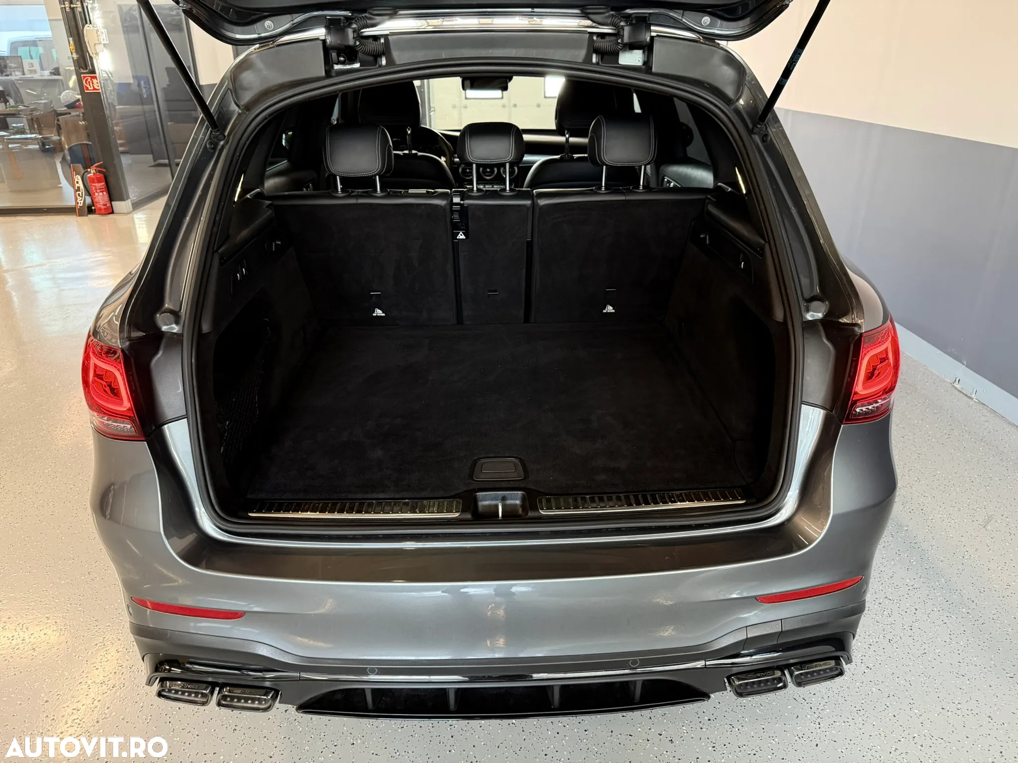 Mercedes-Benz GLC AMG 63 S 4MATIC - 13