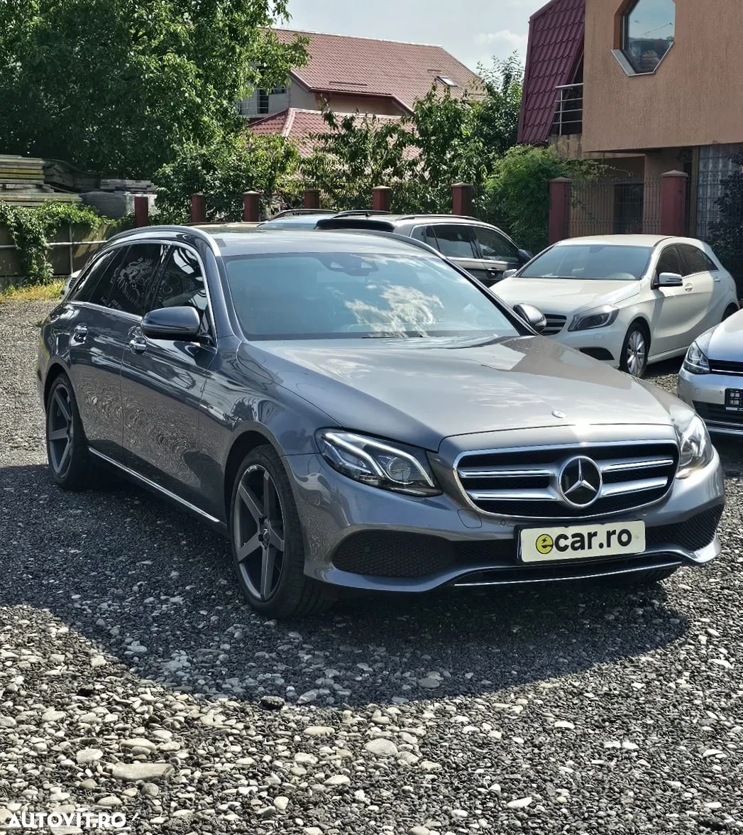 Mercedes-Benz E 220 d T-Modell 4MATIC Aut. - 2