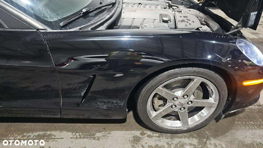 Chevrolet Corvette - 7