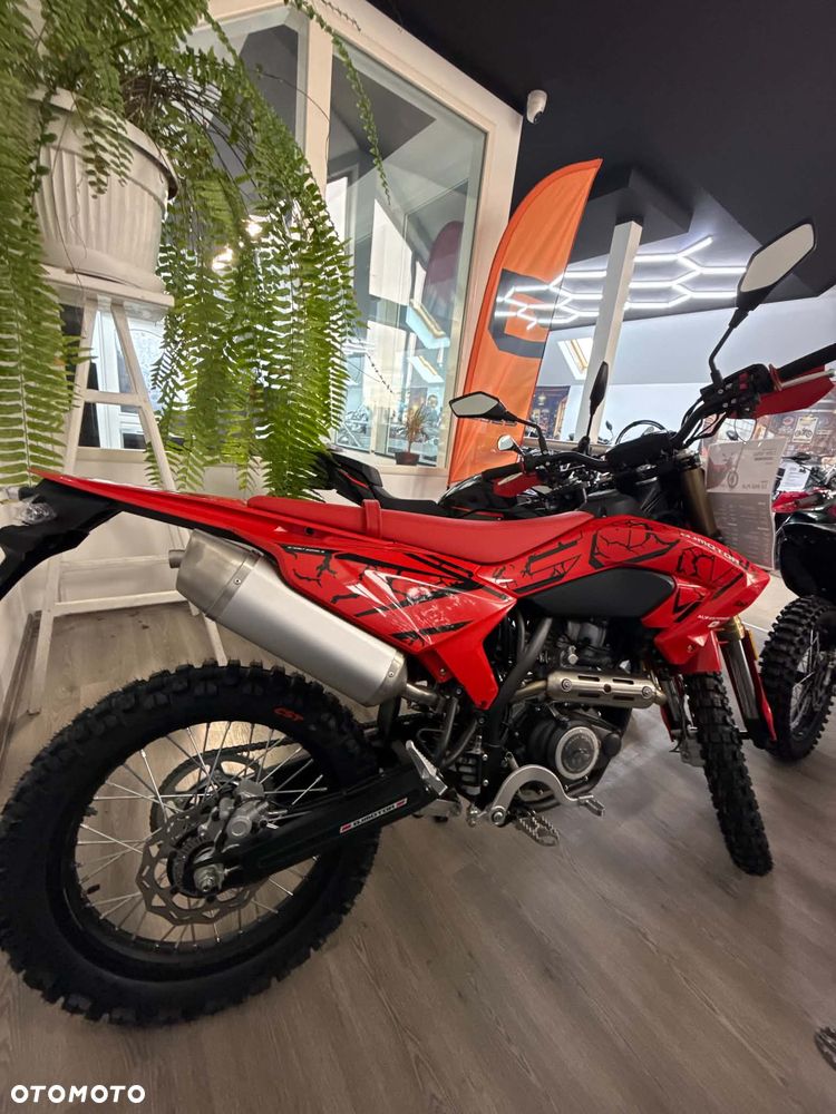 QJMOTOR COV 125X - 2