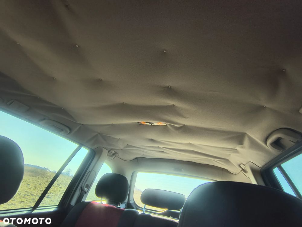 Opel Zafira 1.6 - 16