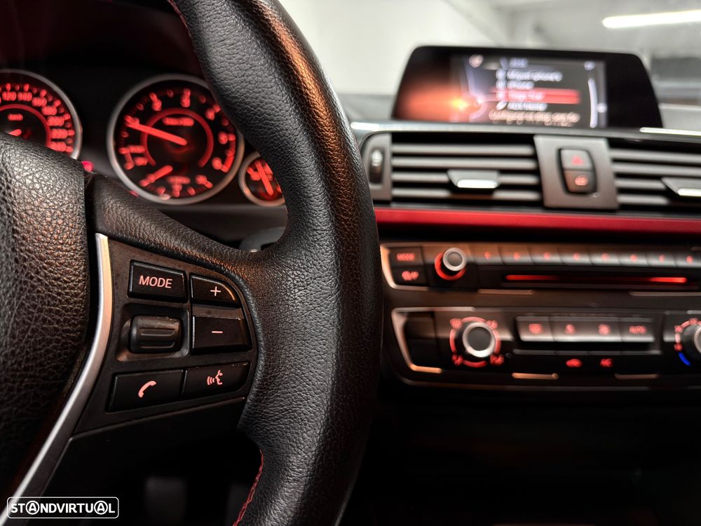 BMW 320 d Line Sport - 26