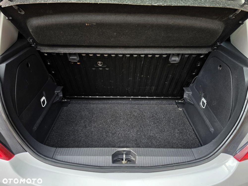 Opel Corsa 1.2 16V EcoFLEX Start-Stop 150 Jahre - 26