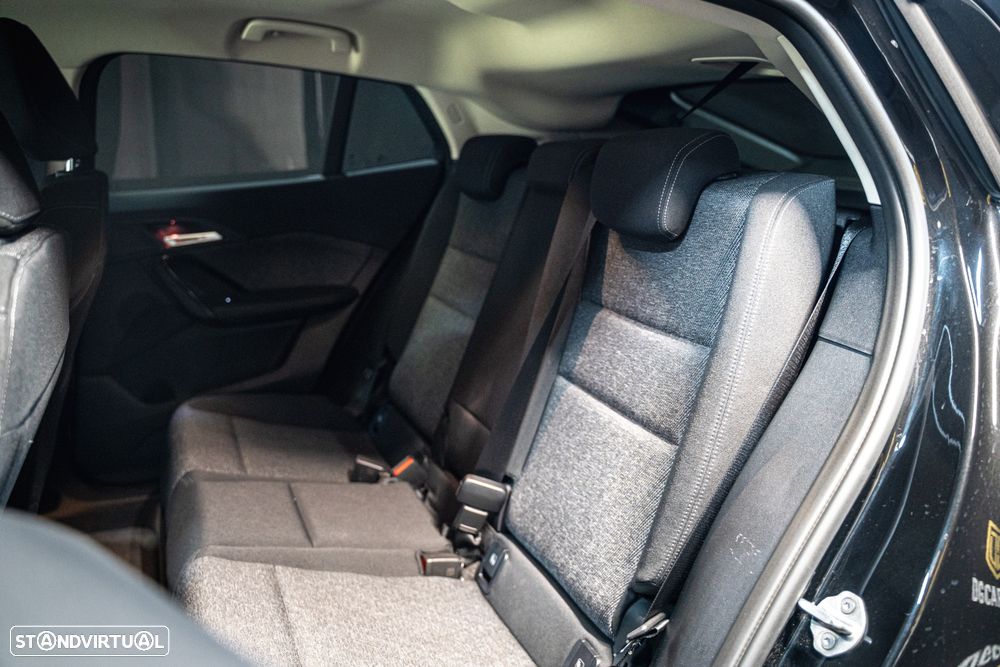 BMW iX2 eDrive20 - 14
