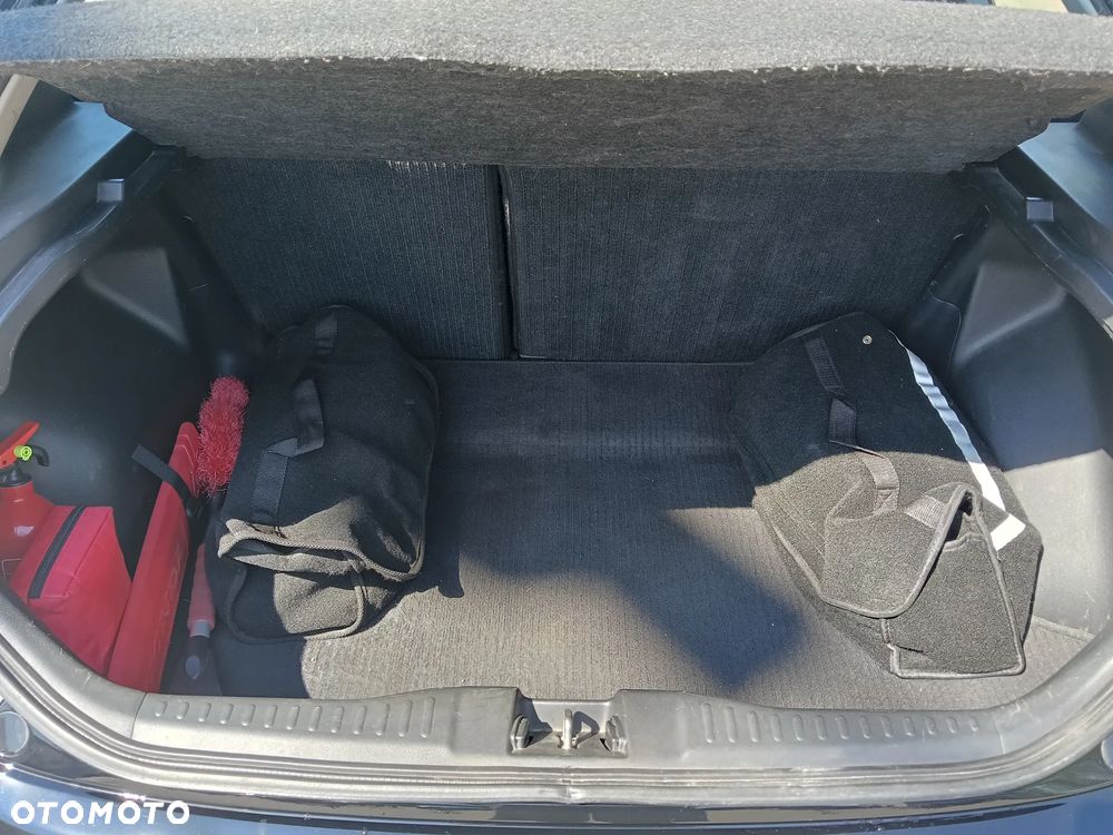 Honda Civic 1.6i Sport - 9