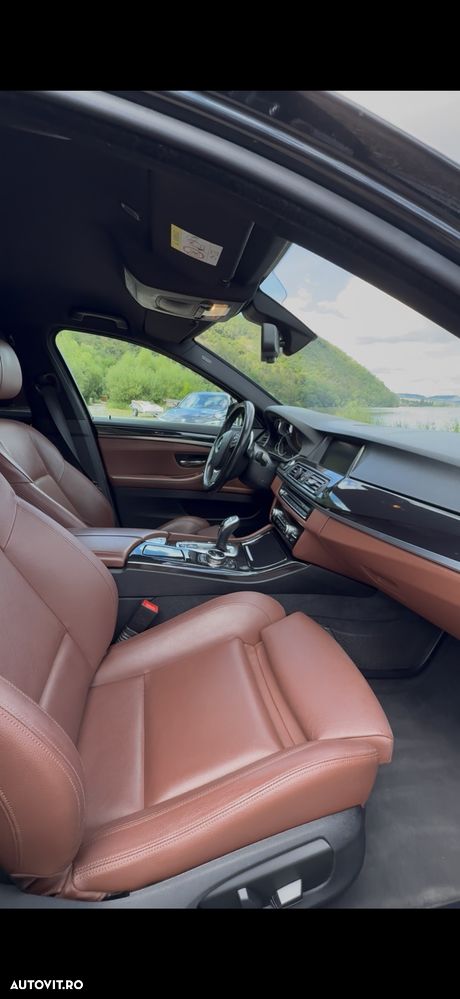 BMW Seria 5 525d xDrive AT - 10