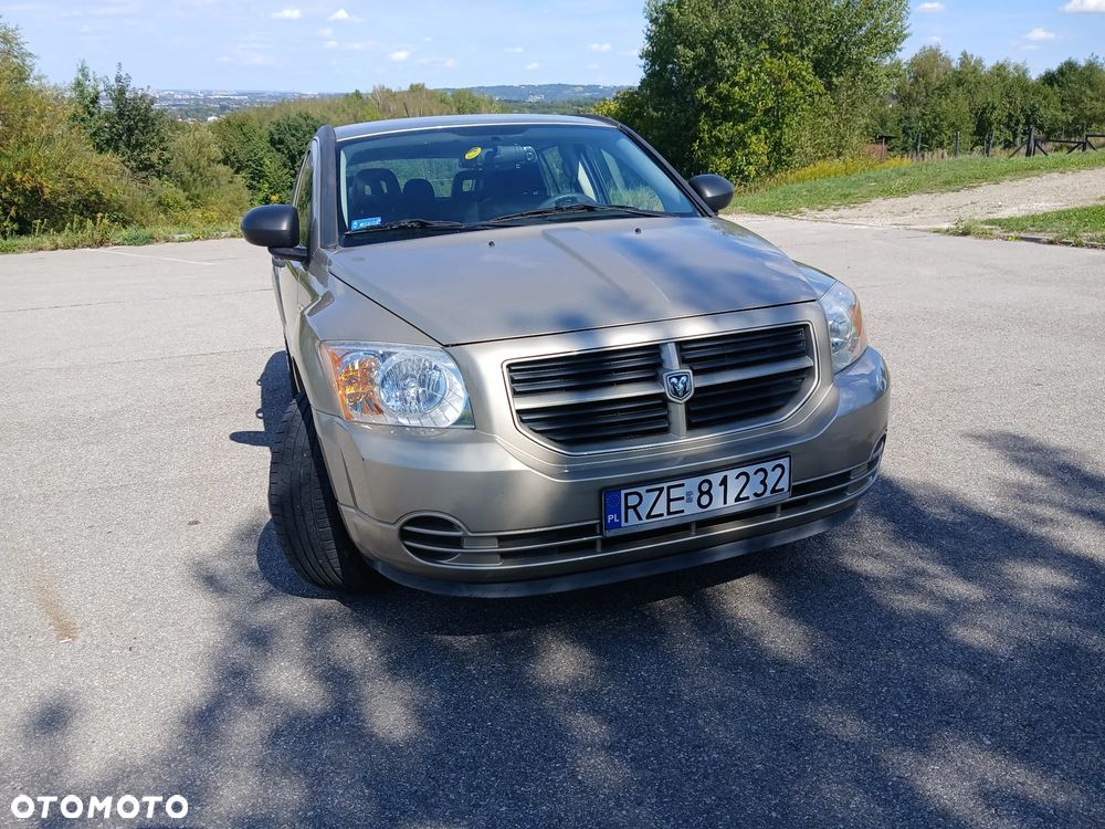 Dodge Caliber - 4