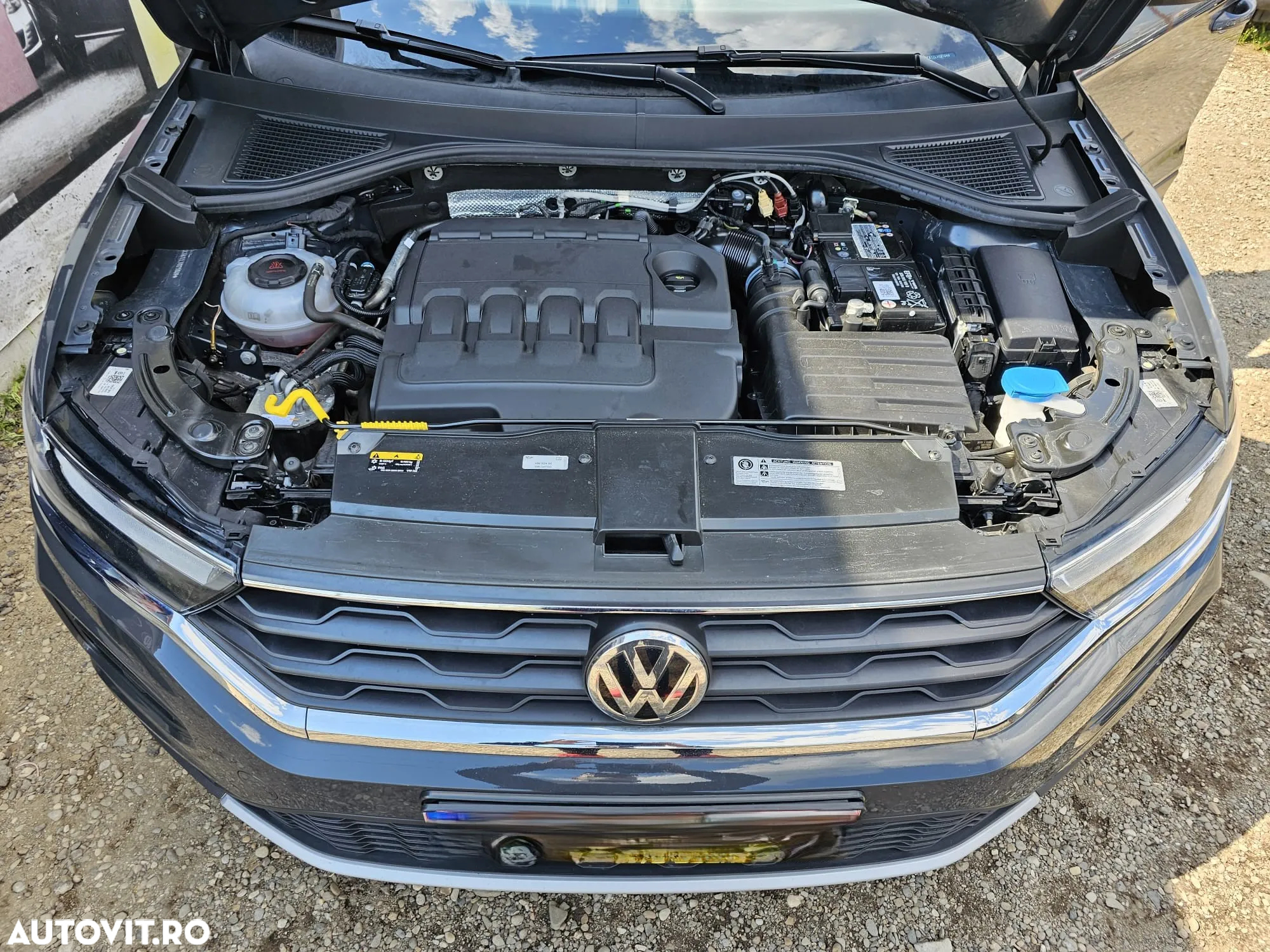 Volkswagen T-ROC 2.0 TDI DSG Style - 27