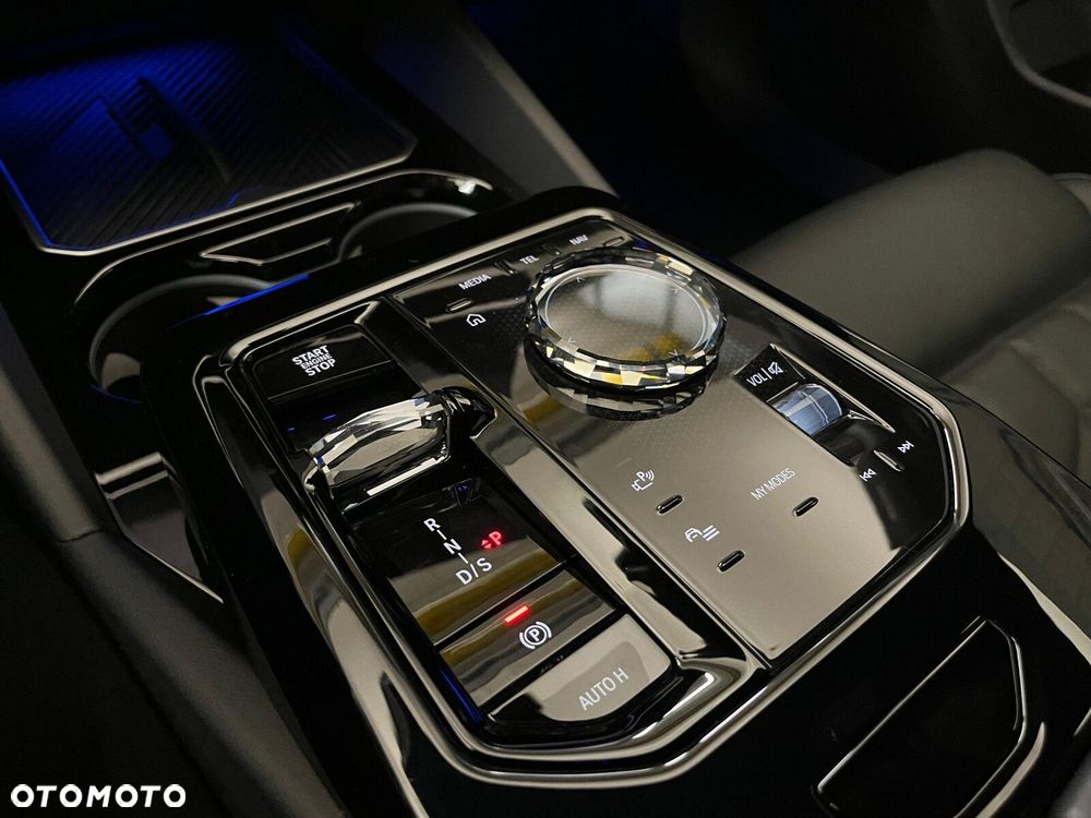 BMW Seria 5 520i mHEV M Sport - 30