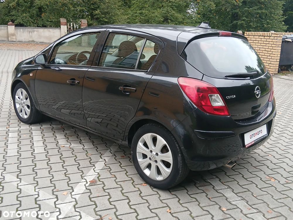 Opel Corsa 1.4 16V Satellite - 23