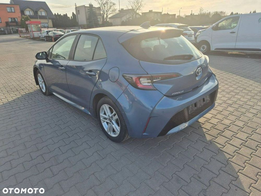 Toyota Corolla - 5