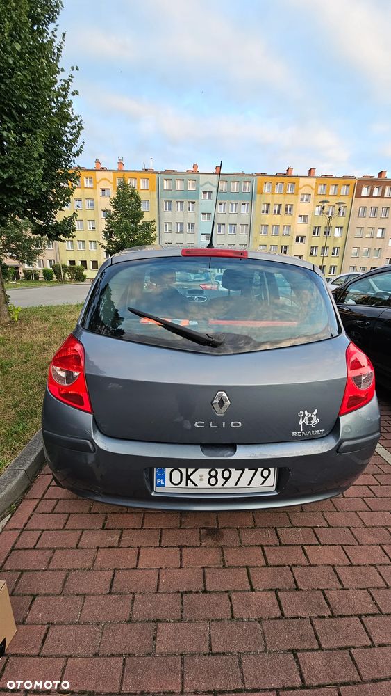 Renault Clio 1.2 16V Edition Dynamique - 2