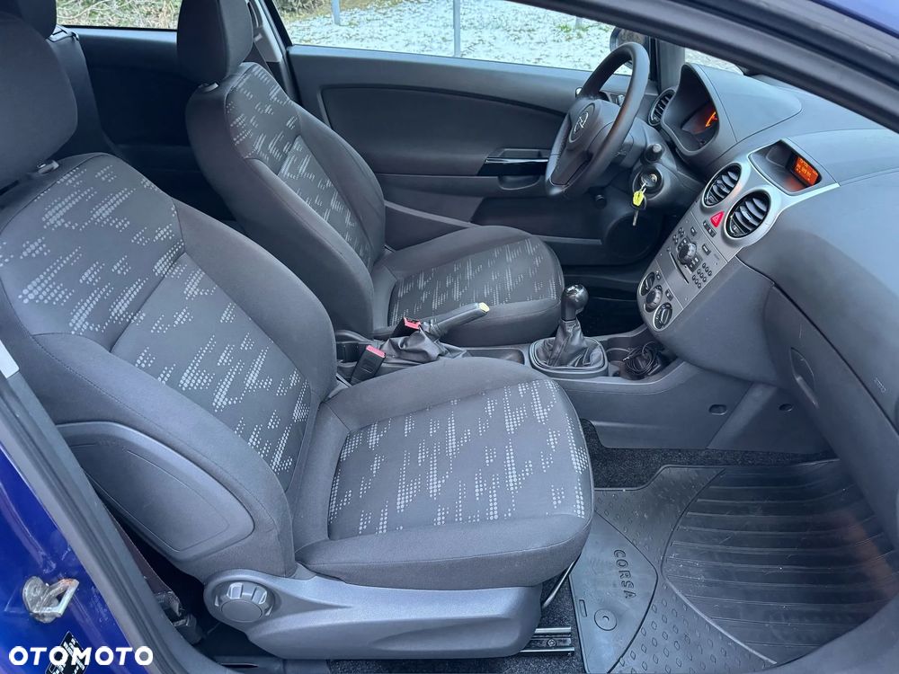 Opel Corsa - 12